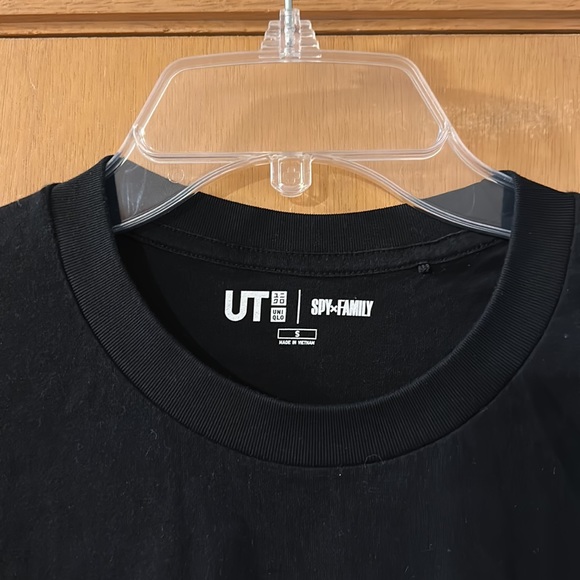 Uniqlo Spy x Family Short Sleeve Tee T-Shirt Black White Size Small - Picture 6 of 11